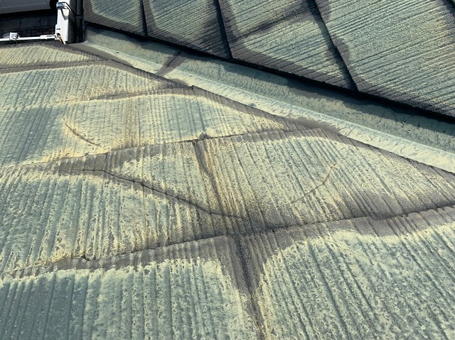 スレート材ひび割れ